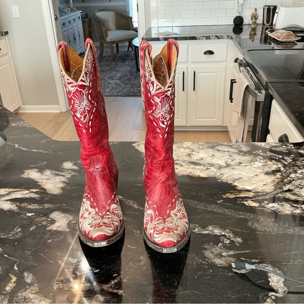 Old Gringo Erin.  Red and White Women's Cowboy Boots